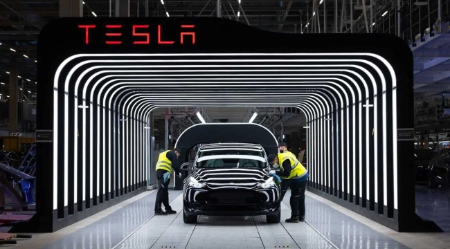 Tesla, dünya çapında araç fiyatlarını düşürdü