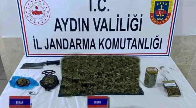 Aydın'da bir araçta 515 gr "skunk" ele geçirildi