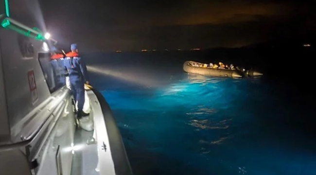 Ayvalık açıklarında 34 kaçak yakalandı