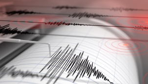 Endonezya'da 6,2 büyüklüğünde deprem