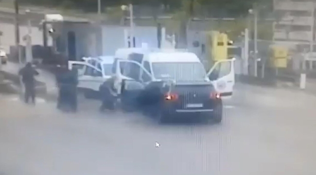 Fransa'da cezaevi nakil aracına saldırı: 2 ölü