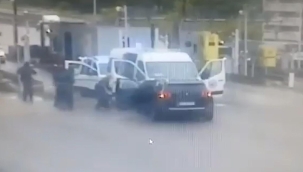 Fransa'da cezaevi nakil aracına saldırı: 2 ölü