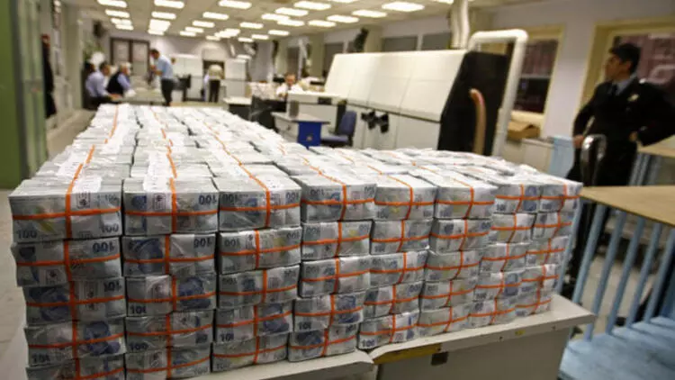 Hazine, tahvil ihalesinde 23,7 milyar TL borçlandı