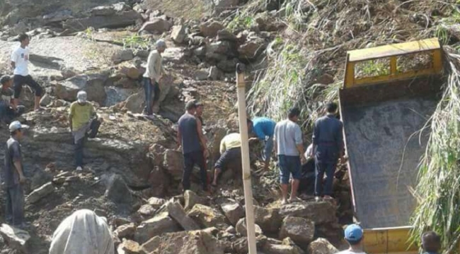 Hindistan'da taş ocağı çöktü: 15 işçi öldü