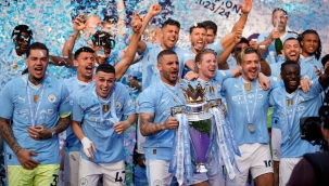 İngiltere'de Man City üst üste 4. kez şampiyon