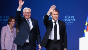 Macron: "Avrupa, aşırı sağ tehdidine uyanmalı"