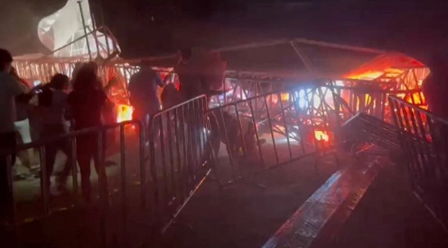 Meksika'da mitingde sahne çatısı çöktü: 9 ölü