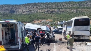 Mersin'de trafik kazası: 1 ölü, 2 yaralı