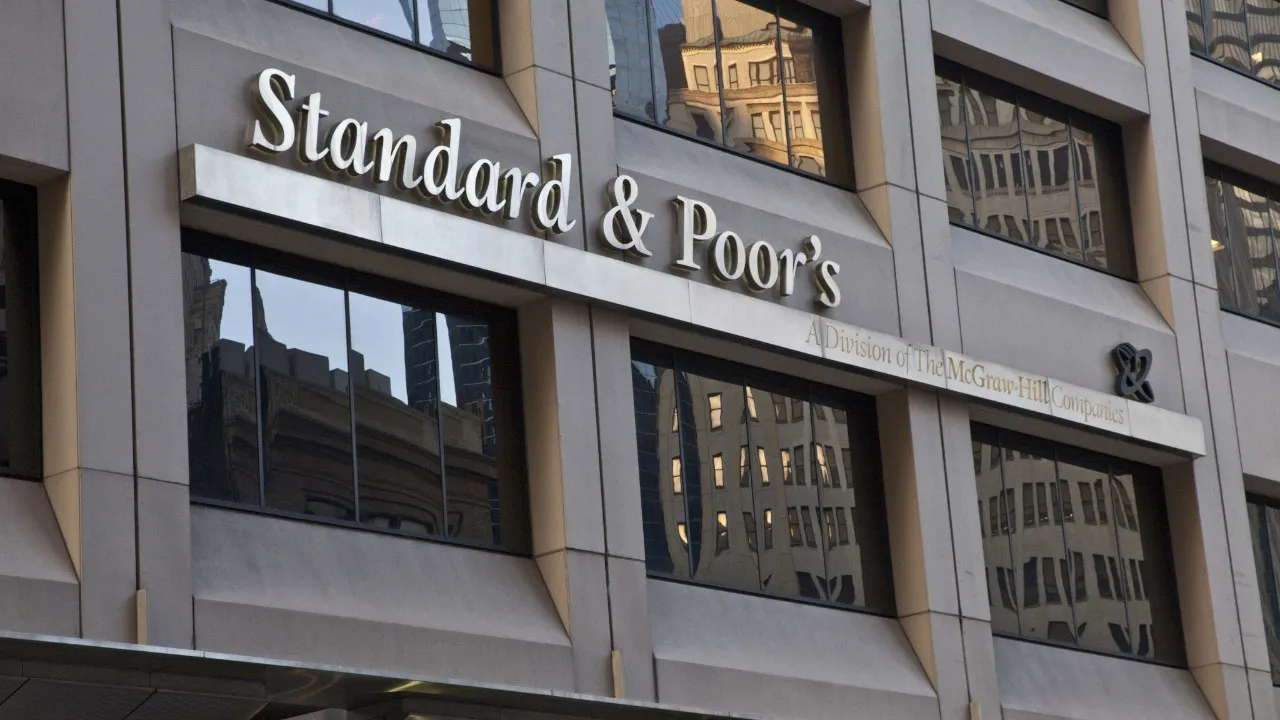 S&P, Türkiye'nin kredi notunu ''B+''ya yükseltti 