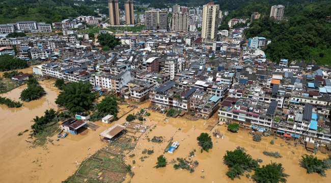 Çin'de şiddetli yağış sonrası sel: 47 kişi öldü