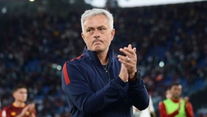 Jose Mourinho imza töreni için İstanbul'a gelecek
