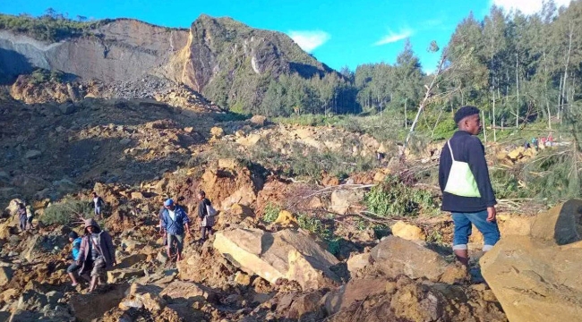 Papua Yeni Gine'de heyelan: Köy, toplu mezar oldu