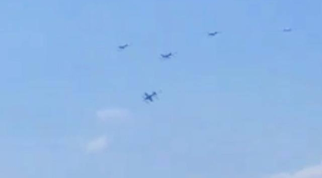 Portekiz'de 2 gösteri uçağı çarpıştı: 1 ölü