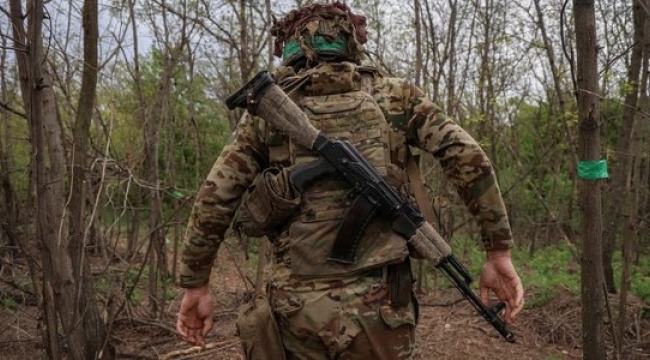 Ukrayna, mahkumları askere almaya başladı