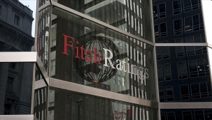 Fitch, Azerbaycan'ın kredi notunu BBB-'ye çıkardı