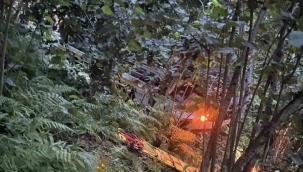 Giresun'da şarampole devrilen çekicide 2 kişi öldü