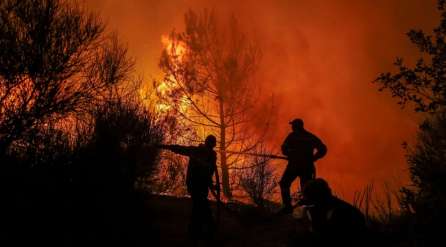 Kanada'da 575 orman yangınıyla mücadele sürüyor