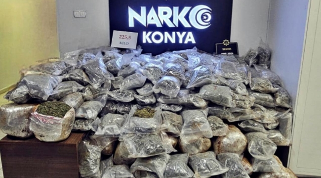 Konya'da bir araçta 225,5 kg uyuşturucu yakalandı