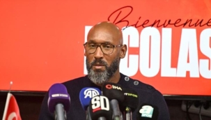 Anelka, Ümraniyespor'daki görevinden istifa etti