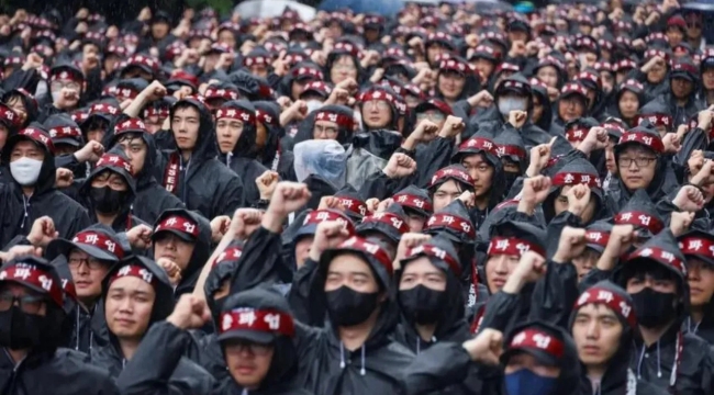 G. Kore'de 6 bin 540 Samsung çalışanı greve çıktı