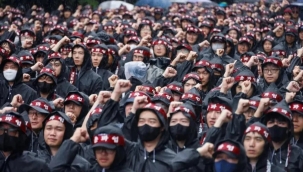 G. Kore'de 6 bin 540 Samsung çalışanı greve çıktı