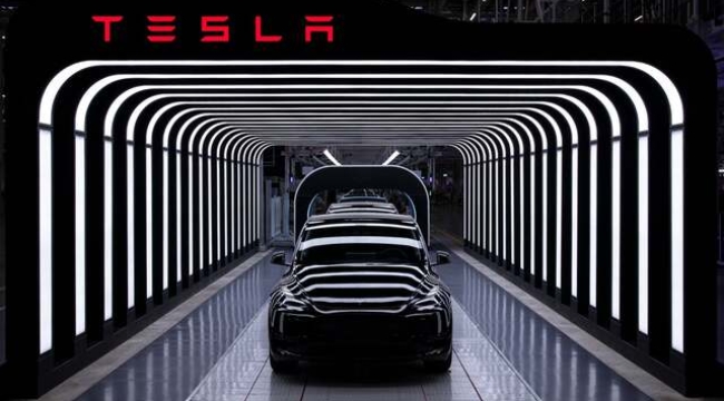 Tesla'nın ikinci çeyrekte net kârı 1,5 milyar $