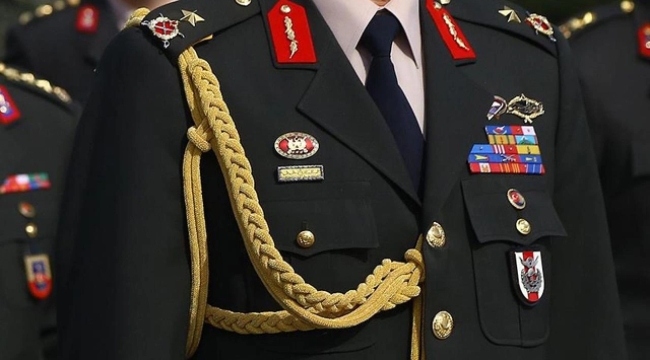 23 general ve amiral, bir üst rütbeye terfi etti