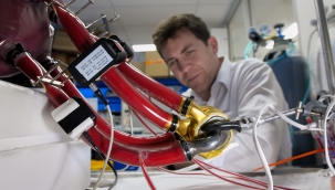 ABD'de mekanik kalp insana başarıyla nakledildi