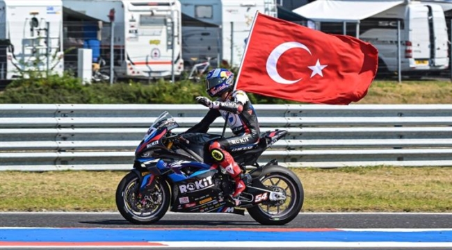 Razgatlıoğlu, Superpole yarışını 12. kez kazandı