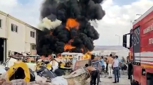 Ankara'nın Mamak ilçesinde fabrika yangını