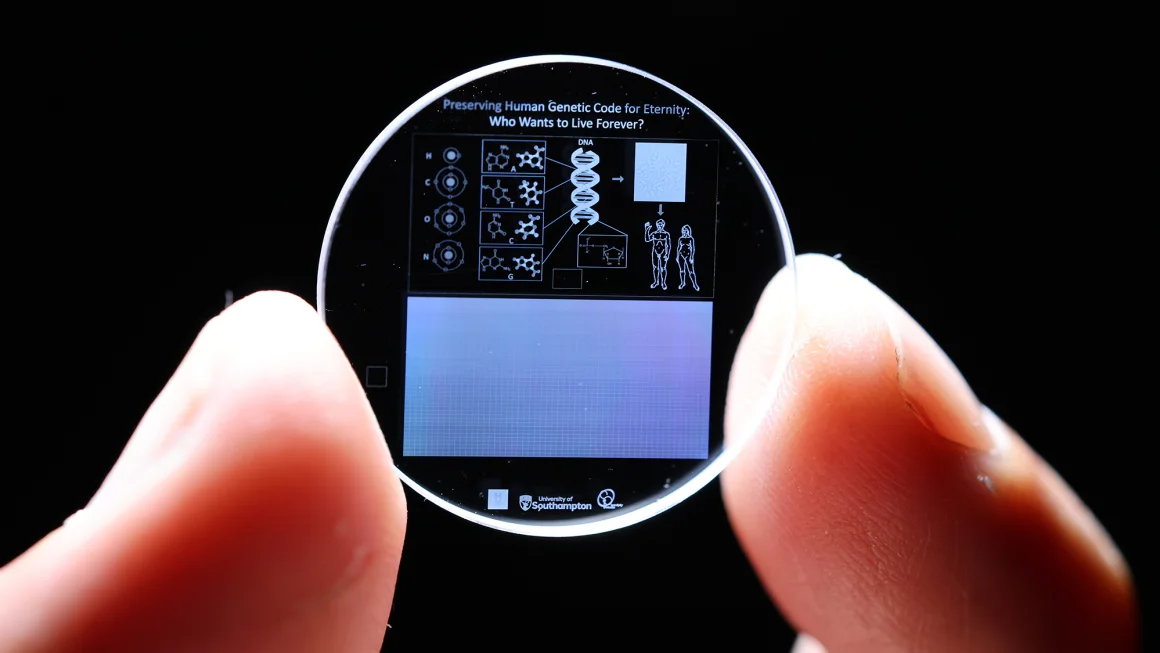 Bilim insanları, insan genomunu kristale kaydetti