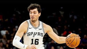 Cedi Osman yeni sezonda Panathinaikos'ta