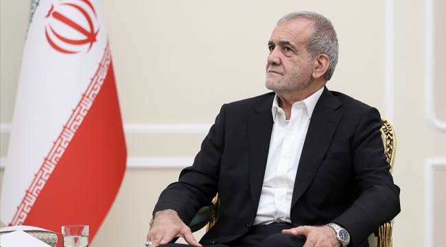 İran, ABD'ye müzakere sinyali verdi