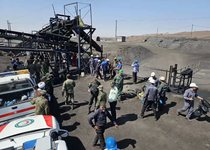 İran'da kömür madeninde metan patlaması: 52 ölü