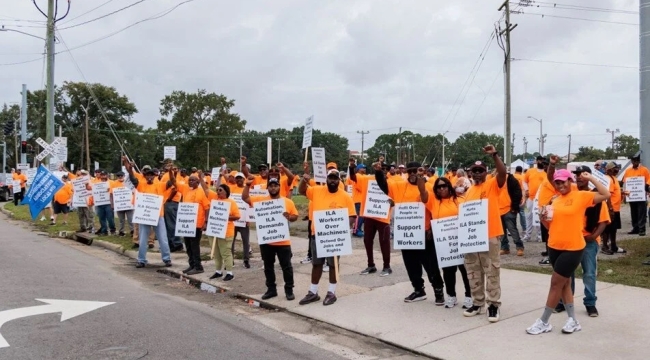 ABD'de liman işçi grevi geçici anlaşmayla bitti