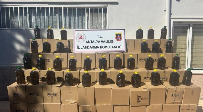 Antalya'da 8 bin litre sahte zeytinyağı ele geçirildi