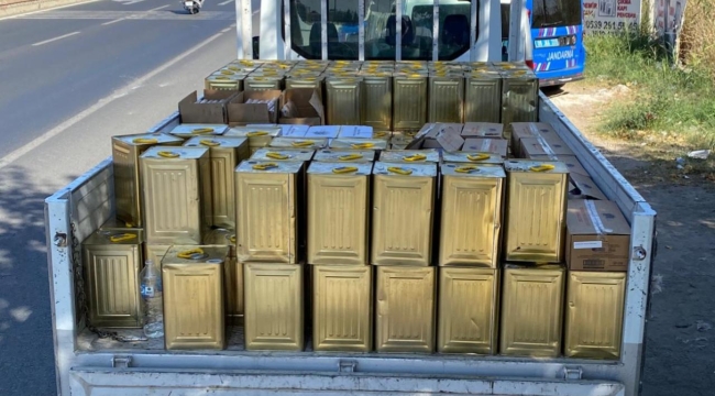 Aydın'da bir kamyonette 5 ton sahte bal yakalandı