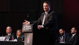 Beşiktaş'ta Hasan Arat ve yönetimi ibra edildi