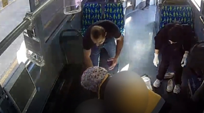 Esenyurt'ta hamile kadın metrobüste doğum yaptı