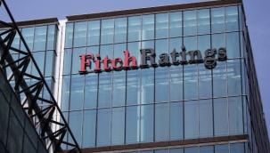 Fitch, Antalya BB'nin kredi notunu BB-'ye yükseltti