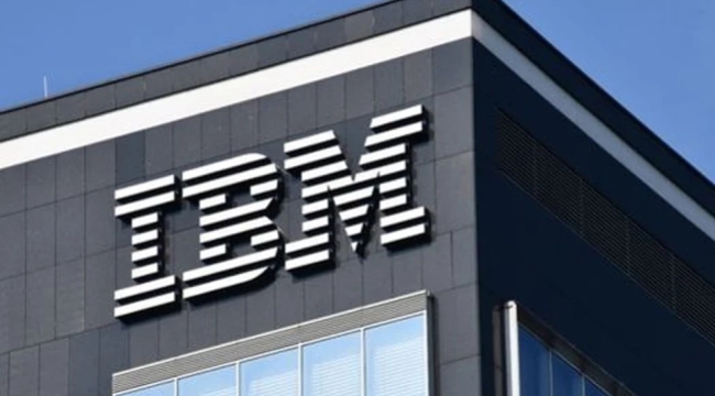 IBM'in geliri 3. çeyrekte yıllık %1 arttı
