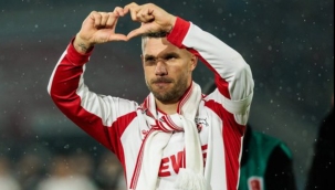 Lukas Podolski, 39 yaşında sahalara veda etti