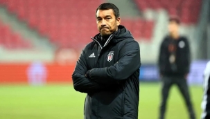 Beşiktaş, Van Bronckhorst ile yollarını ayırdı
