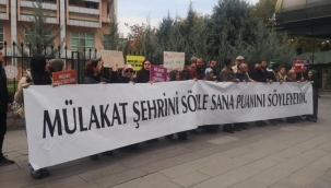 Mülakat mağdurları, MEB önünde eylem yaptı