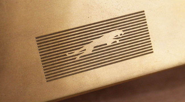 Otomobil şirketi Jaguar, logosunu değiştirdi