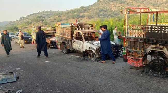 Pakistan'da silahlı saldırı: 38 can kaybı, 11 yaralı