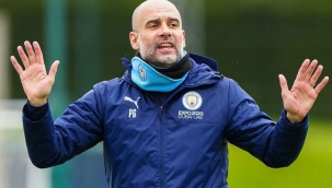 Pep Guardiola 2 yıl daha Manchester City'de