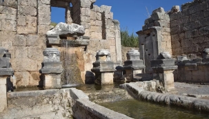 Perge'deki Kestros Çeşmesi restore edildi