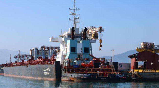 Akdeniz'de Rus kargo gemisi "Ursa Major" battı
