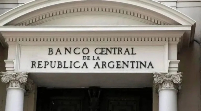 Arjantin MB, gösterge faiz oranını %32'ye düşürdü